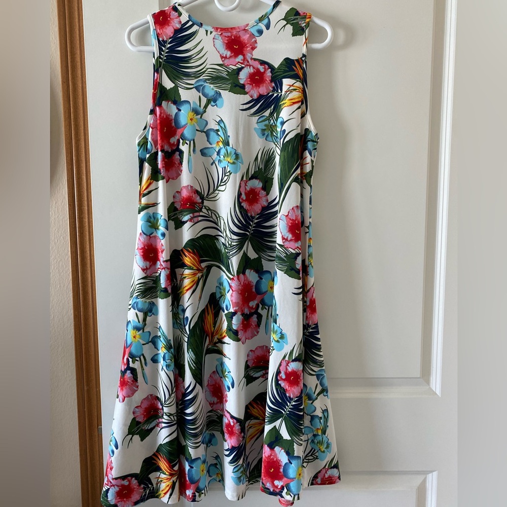 Women’s Tropical Print Summer Dress Size Large